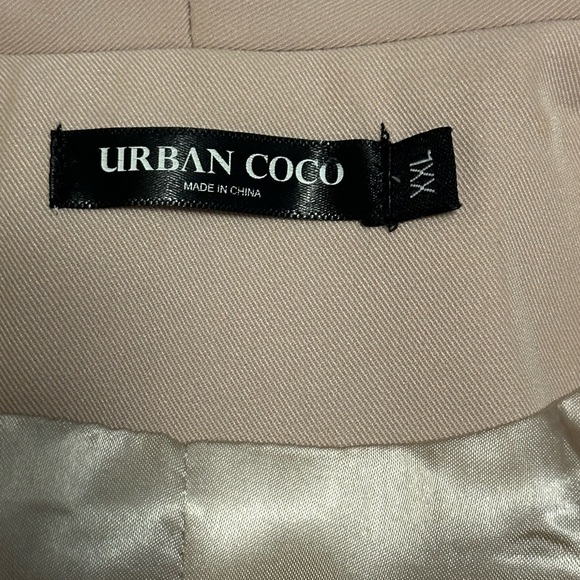 Women's Cream Shawl Collar Blazer - Picture 6 of 15